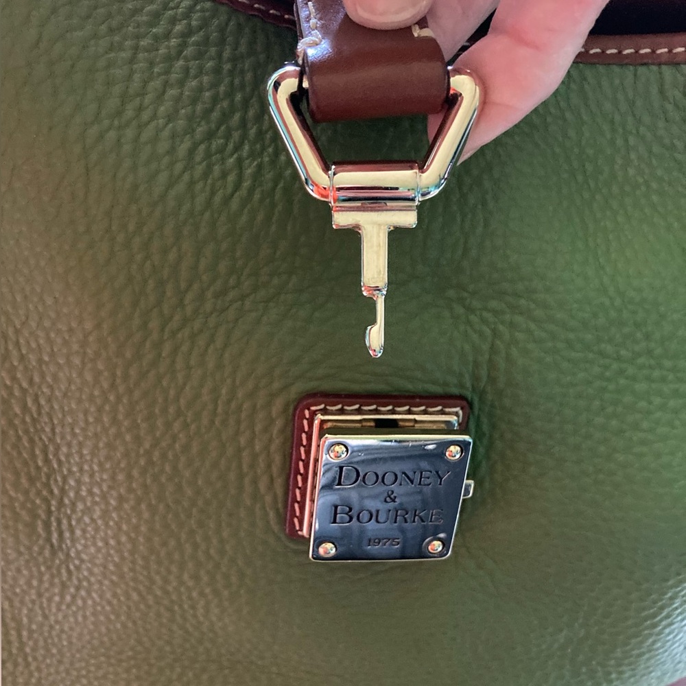 Authentic Dooney & Bourke Purse - Picture 8 of 13